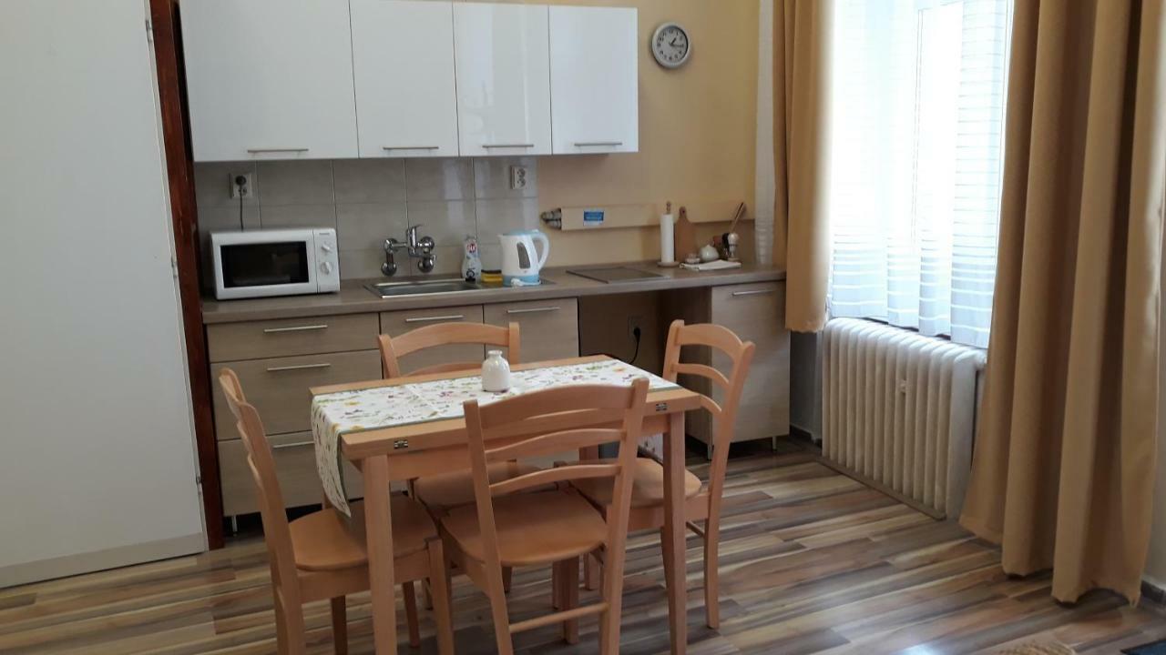 Apartment Corona Košice Exteriör bild
